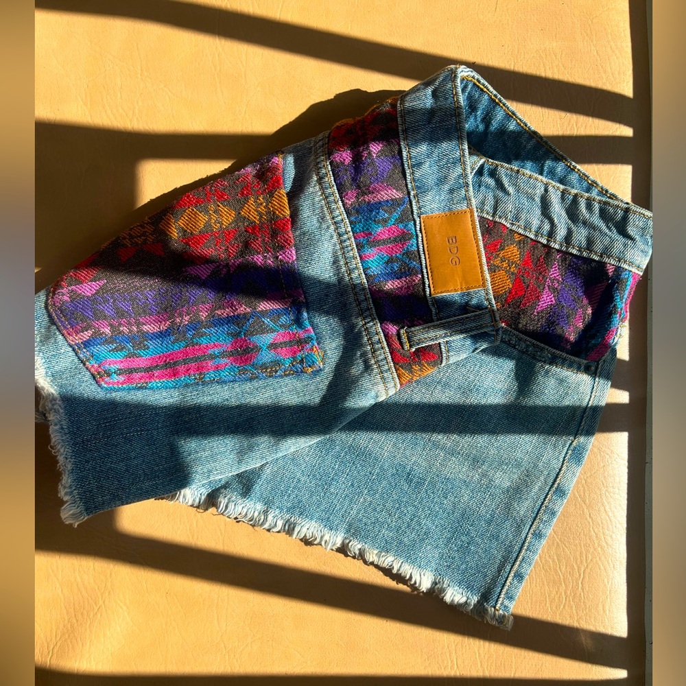 Retro style BDG Size 27w denim shorts